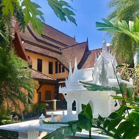 Villa Chaya Khao Lak Exterior photo
