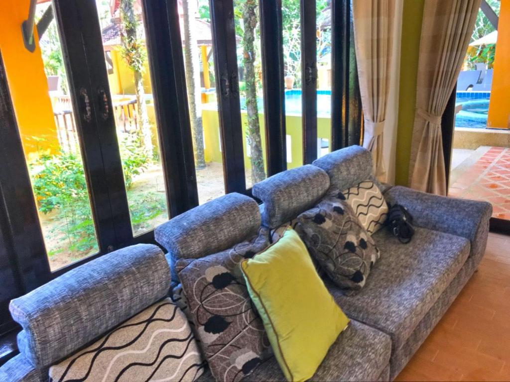 Villa Chaya Khao Lak Exterior photo