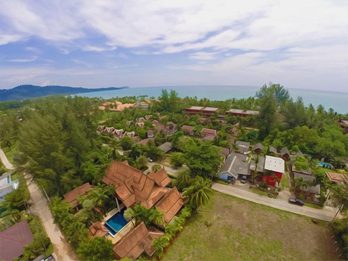 Villa Chaya Khao Lak Exterior photo